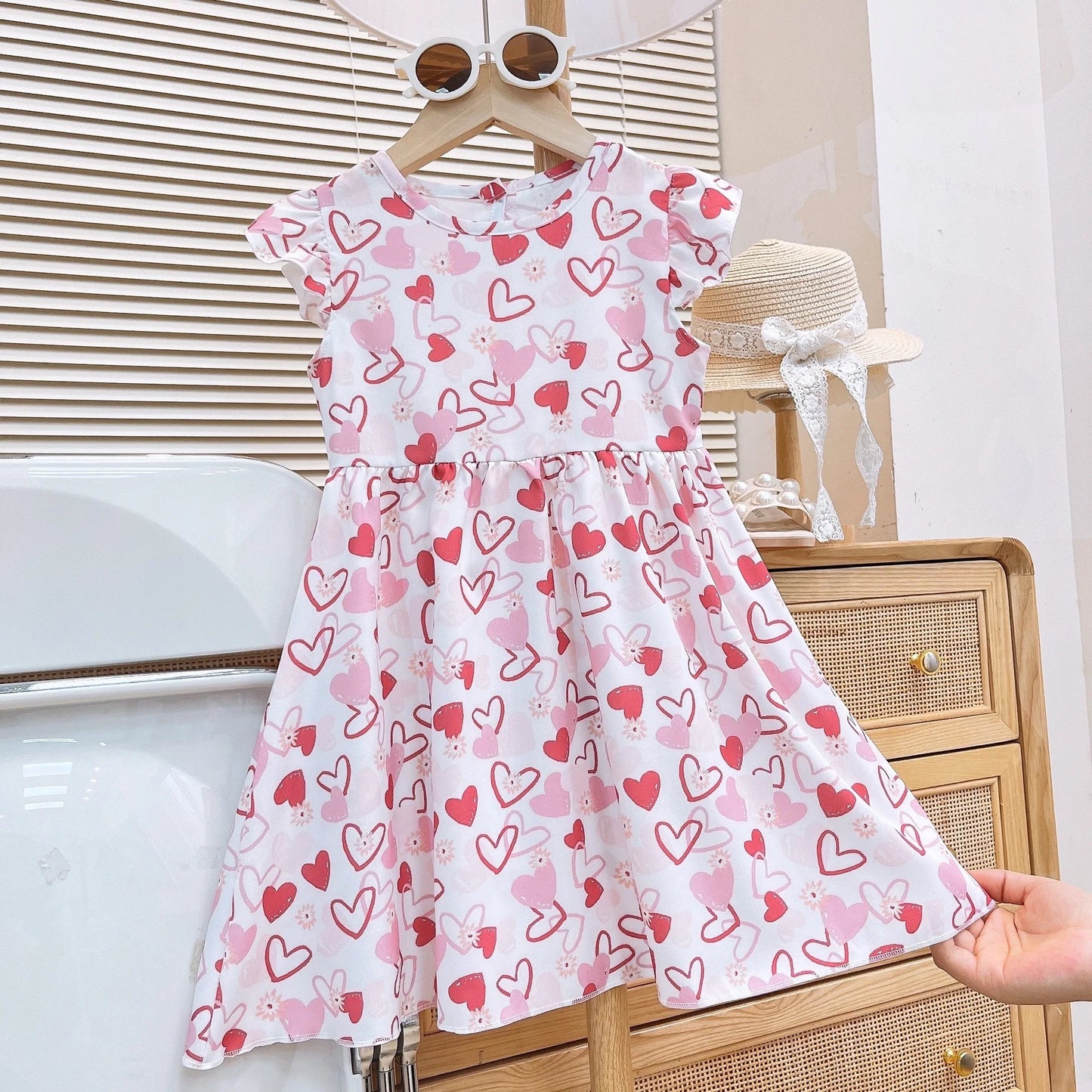 Girls Summer Dress New Fashion Floral Princess Dress with Flutter Sleeves for Toddlers and Young Children