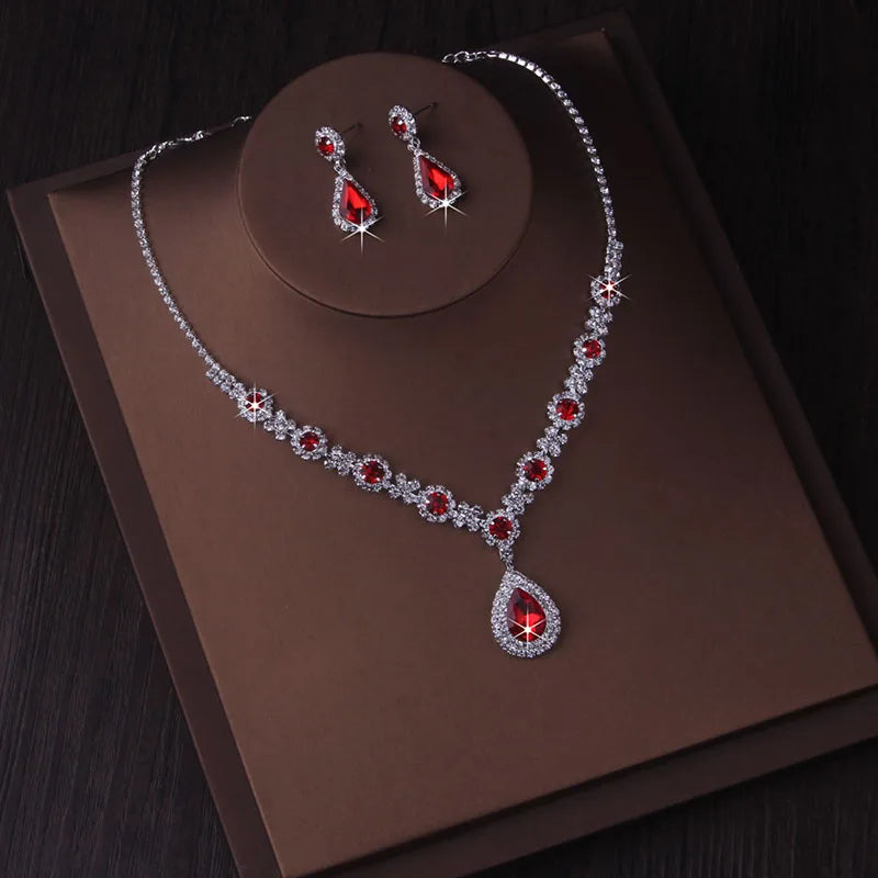 Fashionable bridal accessory set consisting of a necklace and a pair of earrings. New wedding dress, dress accessories, wedding