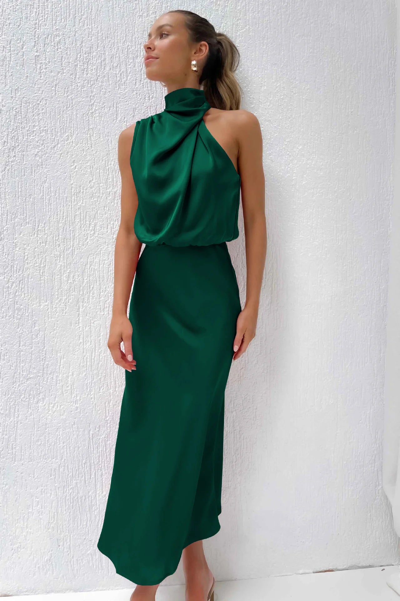Elegant And Delicate Dresses For Women'S Weddings, Dinners, And Cocktail Parties. Elegant Women'S Fashionable Party Dresses