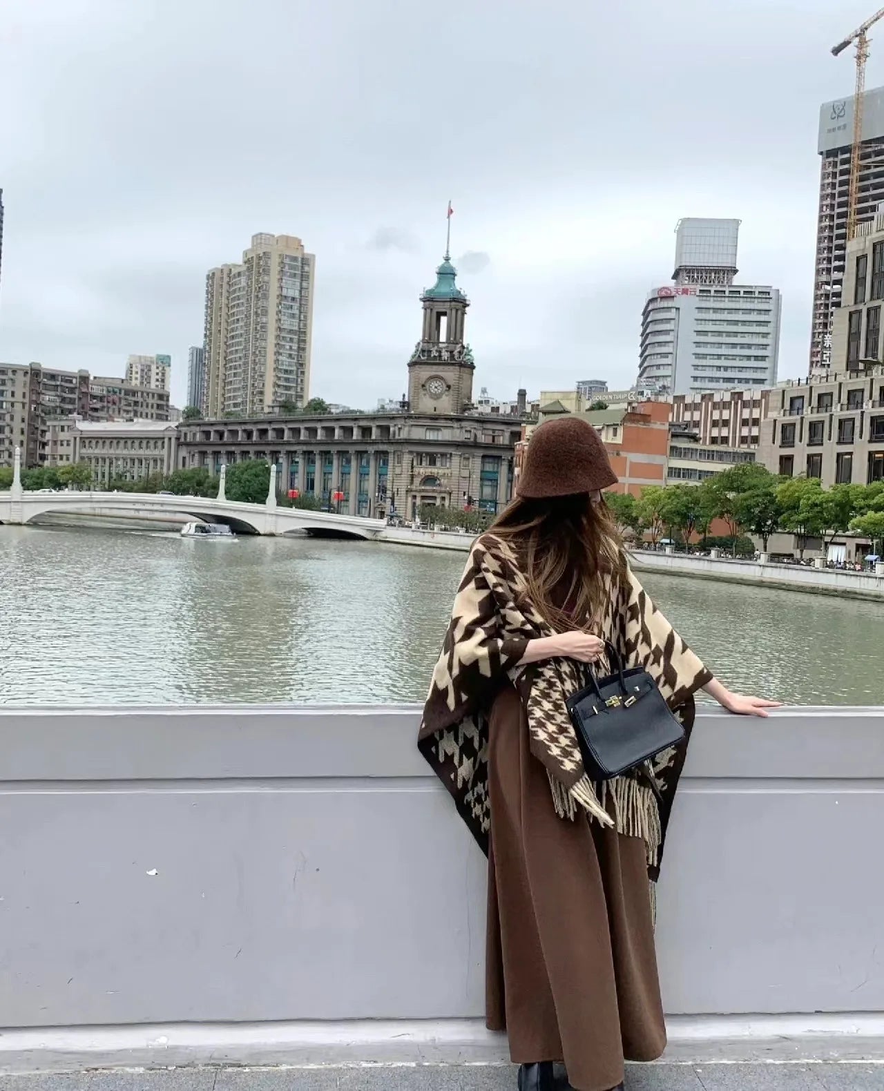 2024 Winter Women Faux Woolen Loose Tassel Shawl Capes Cashmere Wear Warm Thick Poncho Cardigan Lady Printed Plaid Blanket