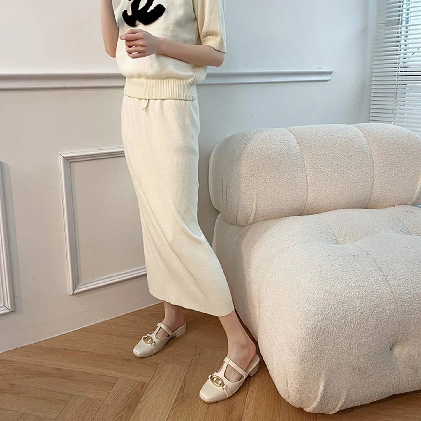 Fashion Summer Sandals Women Low Heel Retro Luxury Metal Women's Shoes Wear-resistant Daily Walk Slippers