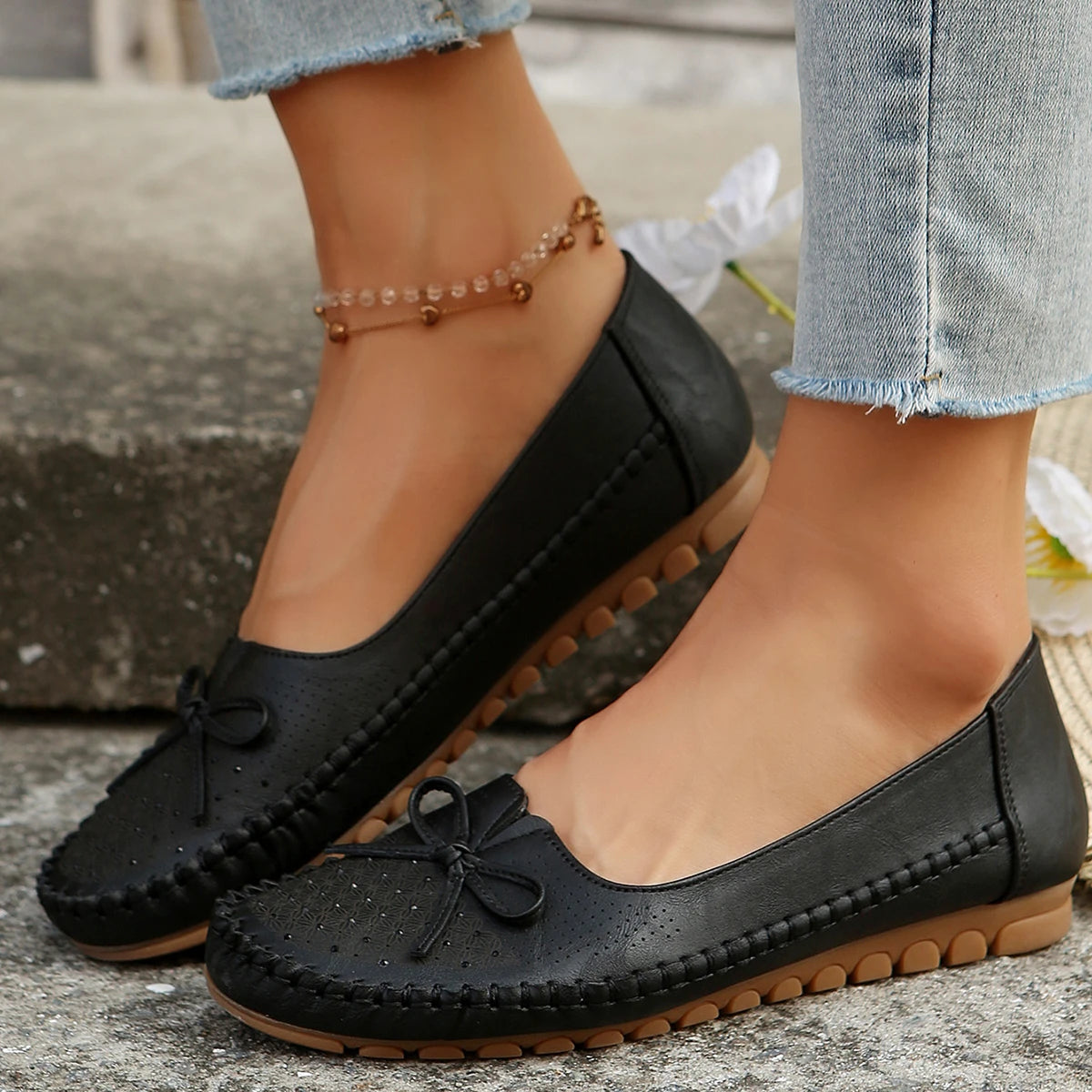Women's Shoes 2025 New Slip on Women's Flats Casual Round Toe Flat Shoes Women Breathable Loafers Shallow Comfort Shoes Ladies