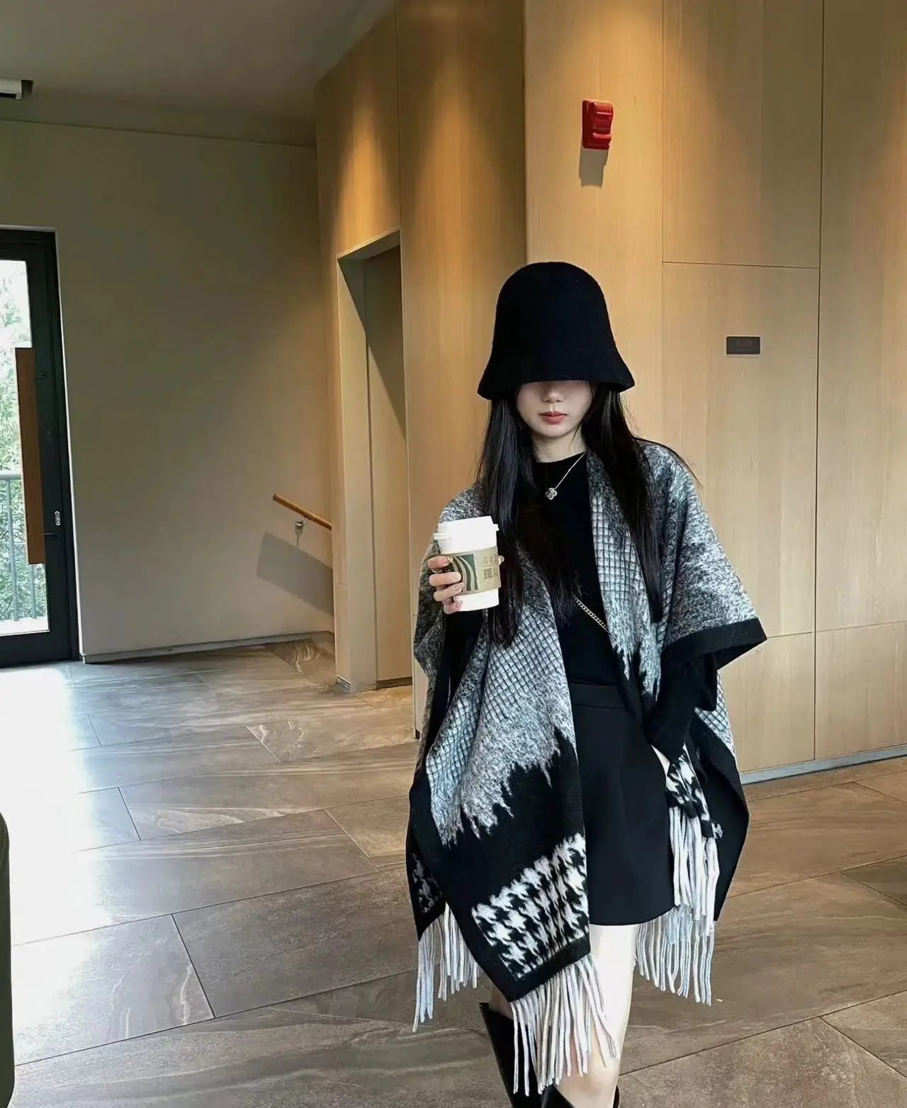 2024 Winter Women Faux Woolen Loose Tassel Shawl Capes Cashmere Wear Warm Thick Poncho Cardigan Lady Printed Plaid Blanket