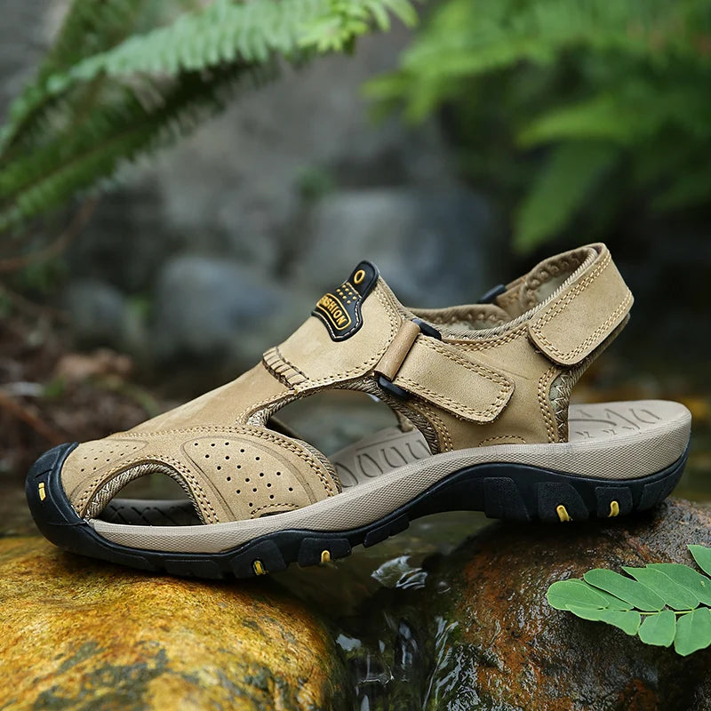 Men Sandals Soft Comfortable Non-Slip Men Shoes Comfortable Beach Sandals Men's Sandal Summer New Casual Flat Shoes Slippers