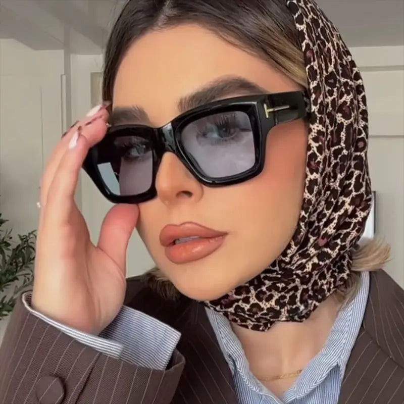 Fashion Square Sunglasses2025 Women Brand T-Shaped Large Frame Sun Glasses Trendy Hip Hop Eyewear Shadow for Female Eyeglasses