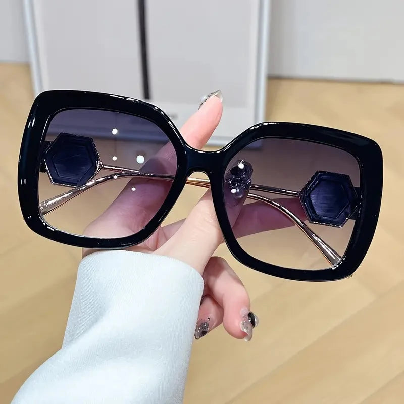 Fashion trend Design Sense Large framed sunglasses for men and women Summer Party Party decoration photo holiday gift glasses
