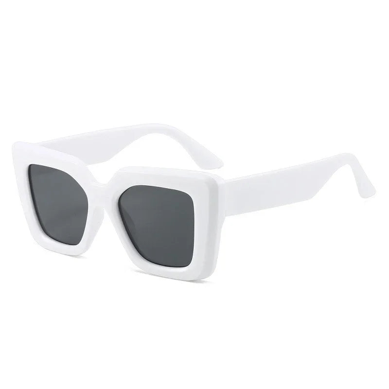 Fashion Vintage Large Frame Sunglasses Trendy Black Sunglasses for Men Women's Shades Sunglasses Travel UV400 Eye Protection