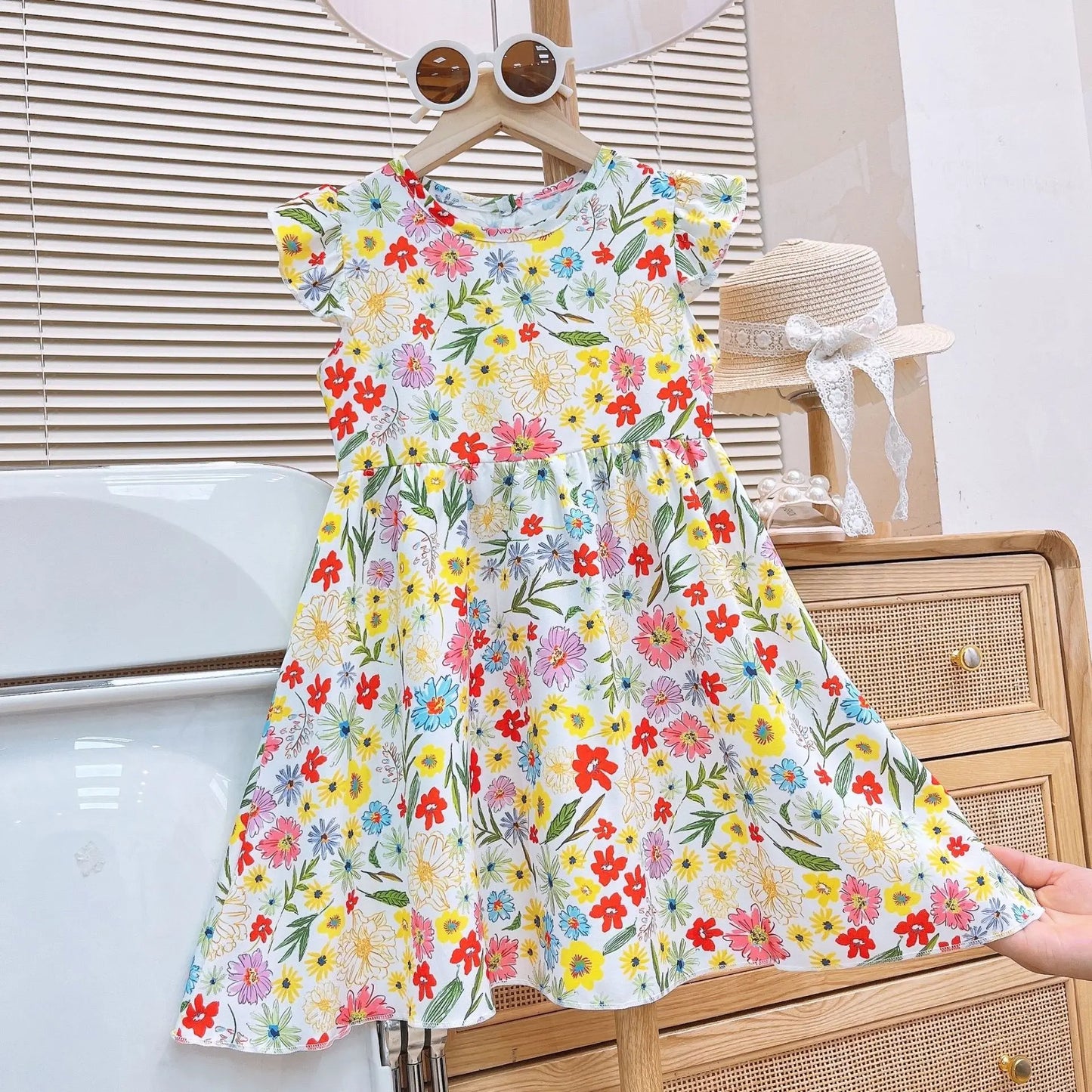 Girls Summer Dress New Fashion Floral Princess Dress with Flutter Sleeves for Toddlers and Young Children
