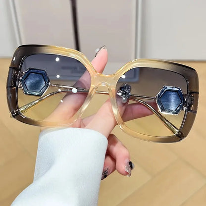 Fashion trend Design Sense Large framed sunglasses for men and women Summer Party Party decoration photo holiday gift glasses