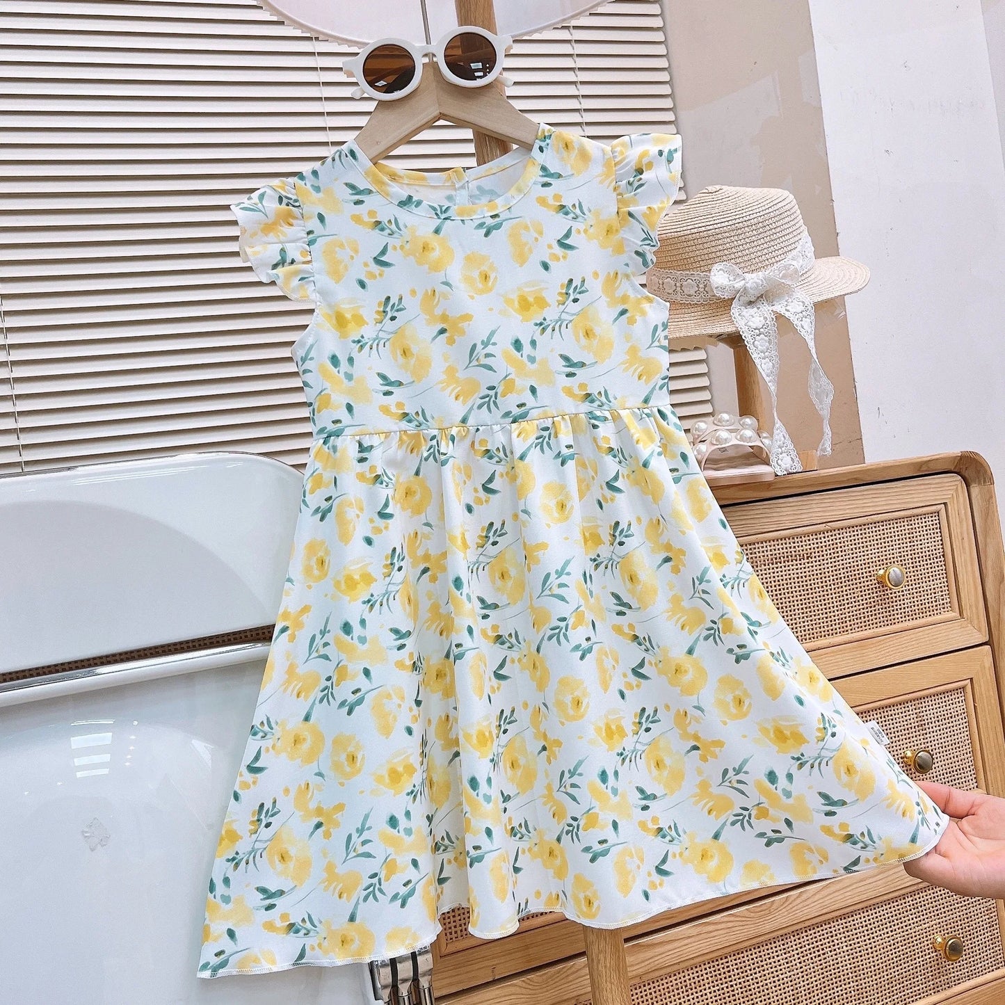 Girls Summer Dress New Fashion Floral Princess Dress with Flutter Sleeves for Toddlers and Young Children