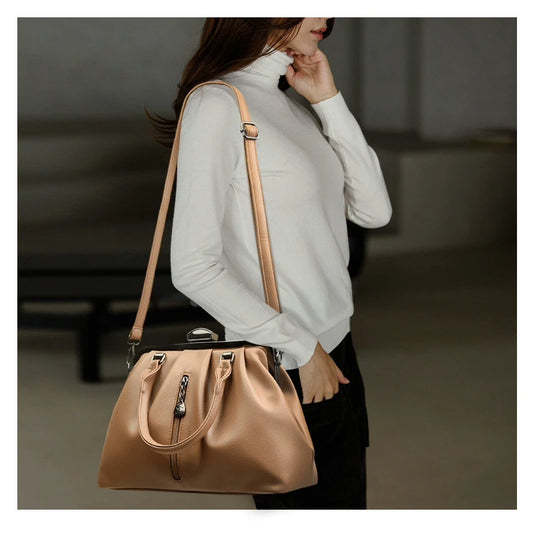 Large-capacity casual cross-body handbag 2025 new niche design new European and American fashion bag pleated simple one-shoulder